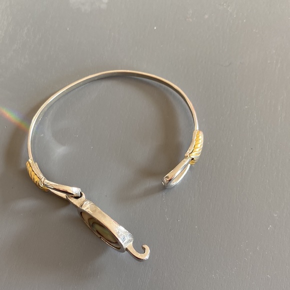 Vintage Avon Mother of Pearl Bracelet - Picture 5 of 8